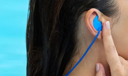 Ear plug swimming